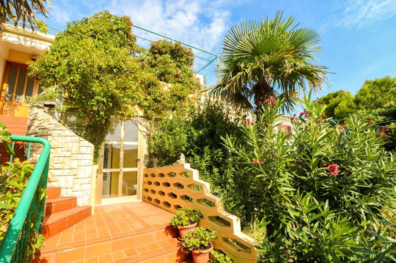 Apartments Magasic With Terrace Baška Exterior foto